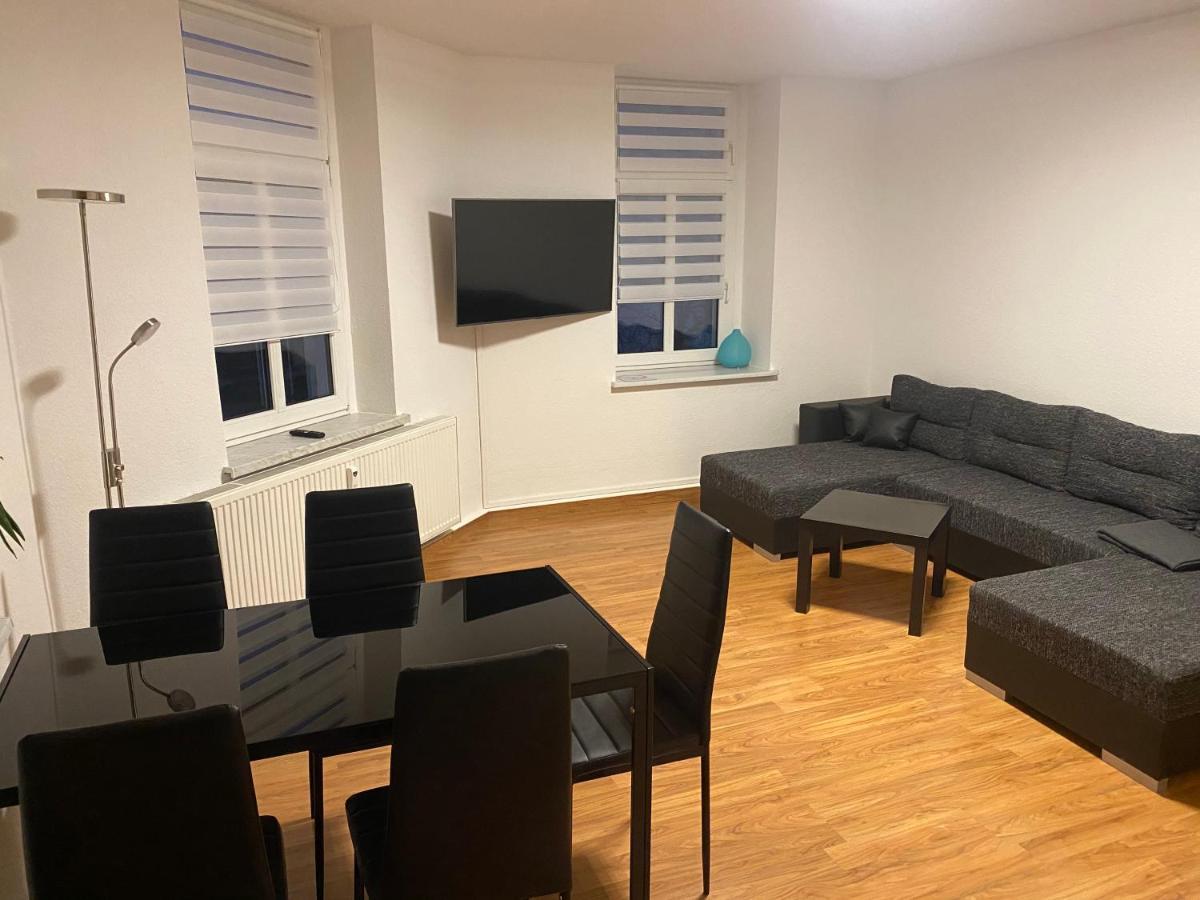 Ferienwohnung Am Holzwurm Риза Екстериор снимка
