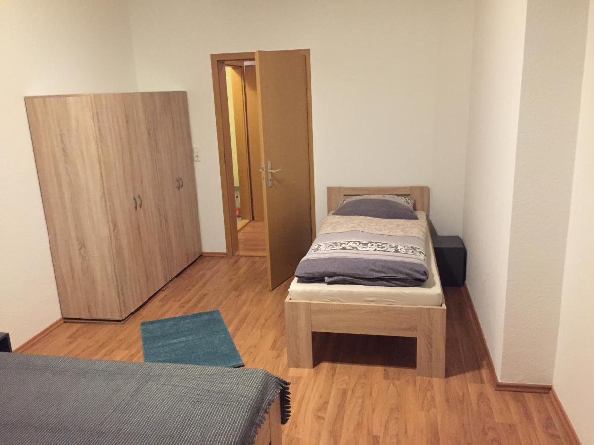 Ferienwohnung Am Holzwurm Риза Екстериор снимка
